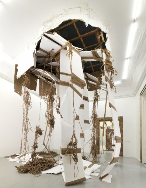 Thomas Hirschhorn - Break-Through - veduta della mostra presso la Galleria Alfonso Artiaco, Napoli 2013 - photo Luciano Romano
