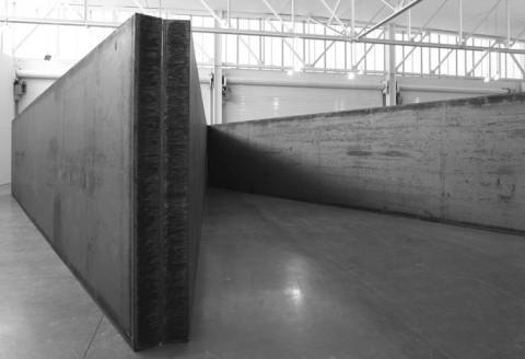 Ricard Serra, 7 Plates 5 Angles, 2013 - courtesy Gagosian Gallery