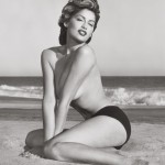 Herb Ritts per Calendario Pirelli - Laetitia Casta - Malibu, 1988.