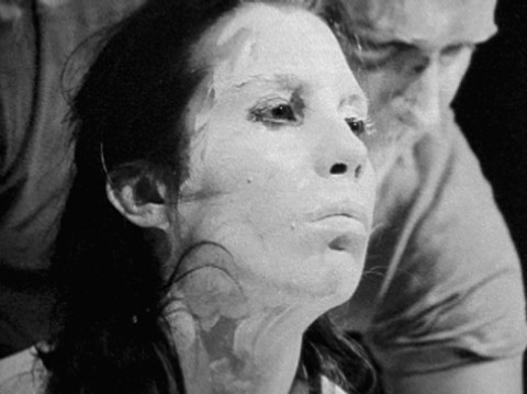 Carolee Schneemann, Snows. Still from the documentation (1967). Courtesy of Electronic Arts Intermix