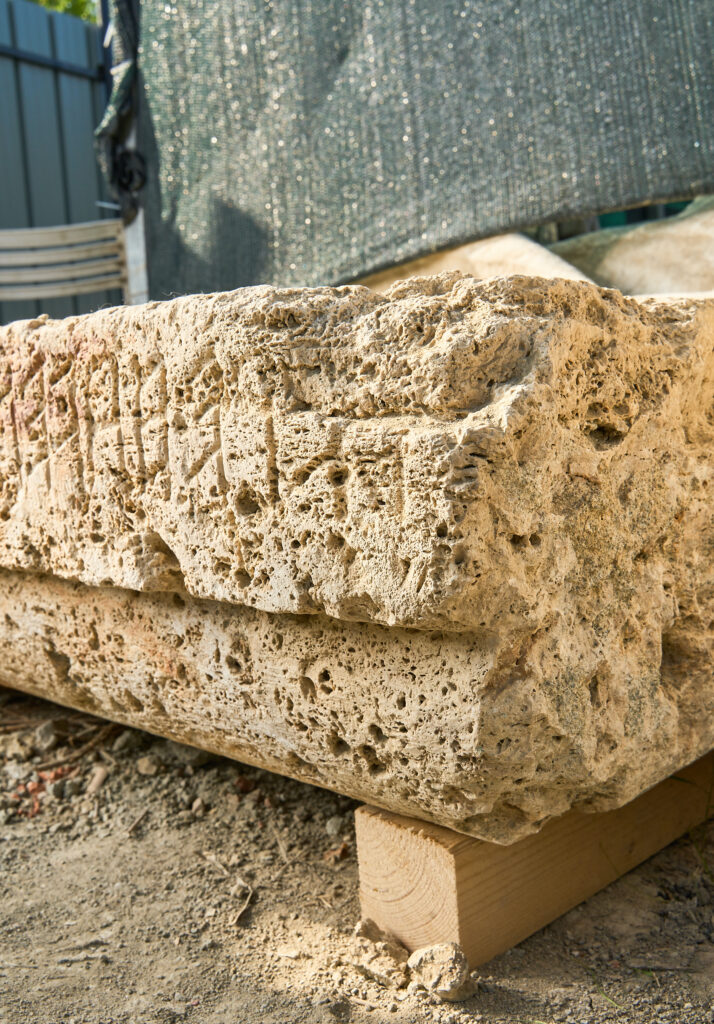 La Statua Monumentale In Marmo Di Apollo Nuova Scoperta A San Casciano