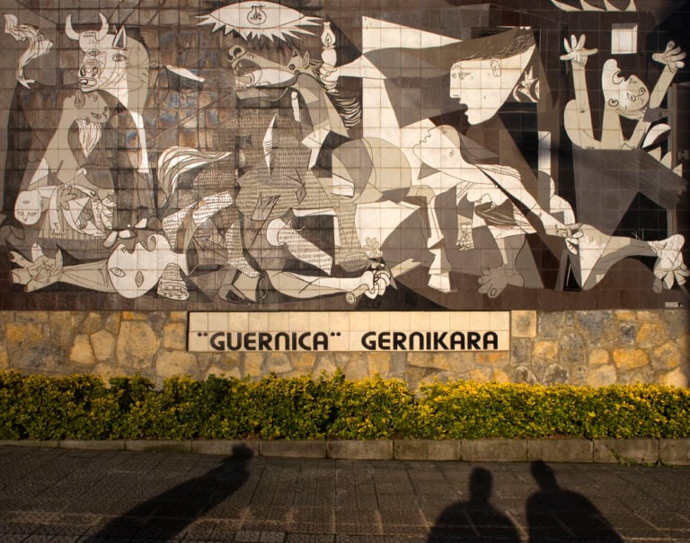 1 Mural del Gernika Guernica. 75 anni di storia