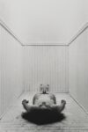 Hannah Wilke Tak mi dopom+¦++ Hannah 1978 Da Jean-Luc Nancy a Santiago Sierra. Il corpo in mostra a Varsavia