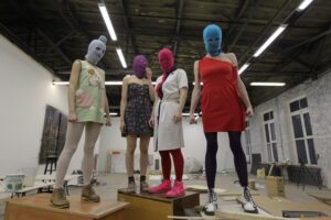 Sky Arte updates: le Pussy Riot si raccontano. In prima tv il documentario che indaga a fondo il movimento femminista anti-Putin