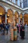 Franco Menicagli Palazzo Strozzi Firenze foto Valentina Silvestrini 1 Palazzo Strozzi è (ancora) contemporaneo. Al via a Firenze un ciclo di interventi site specific di Franco Menicagli, Kinkaleri e Bianco-Valente. E a marzo 2015 torna il CCC Strozzina…