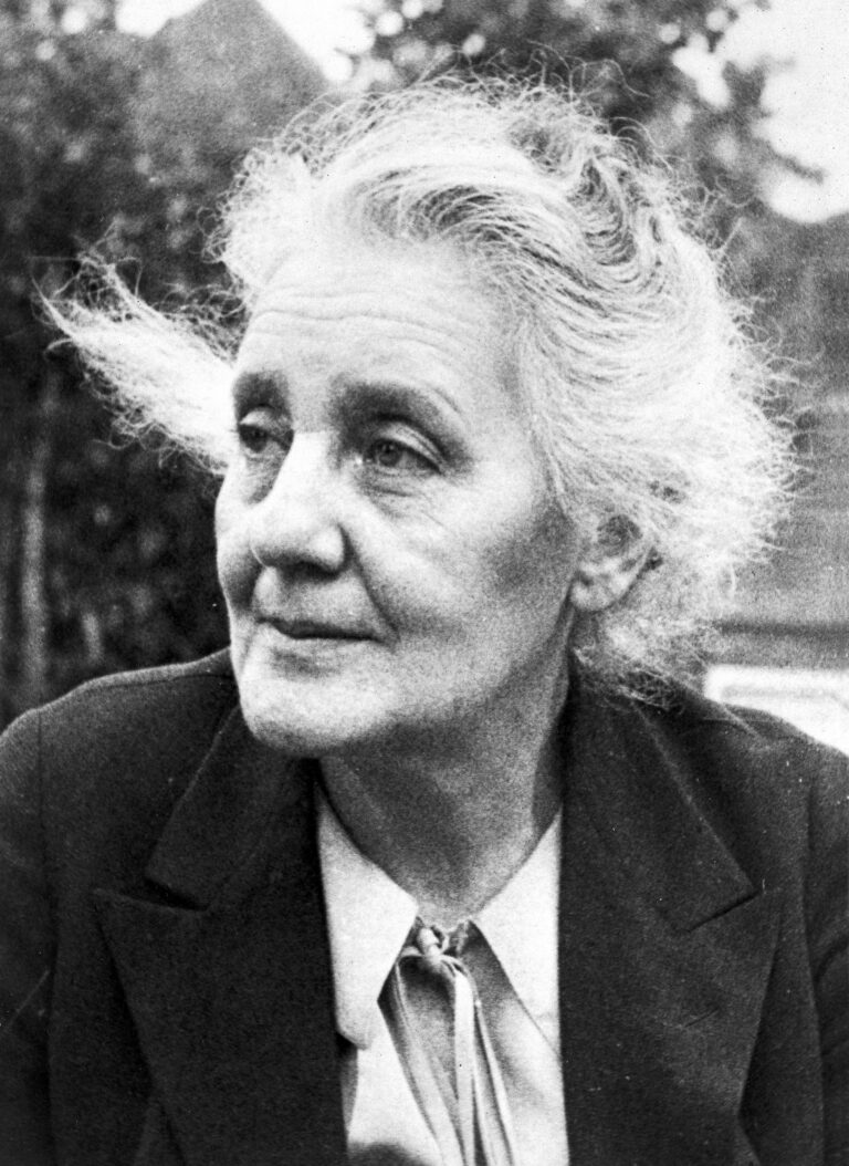 Melanie Klein, 1945