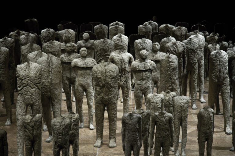 Magdalena Abakanowicz – Crowd and Individual - veduta della mostra presso la Fondazione Cini, Venezia 2015 - photo Alessandra Chemollo