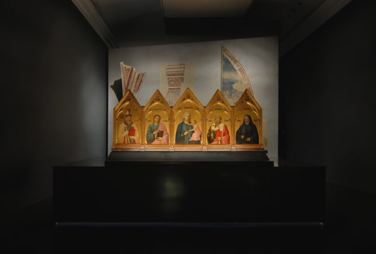 Giotto Palazzo Reale Milano foto Raffaele Cipolletta 06 La mostra di Giotto a Palazzo Reale secondo Mario Bellini. L’architetto e designer milanese racconta (e “fotografa”) il suo allestimento ad Artribune