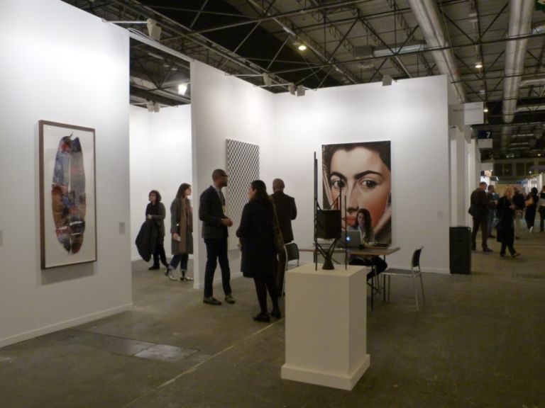 Arco 2016 Madrid 14 Madrid Updates: prime impressioni e una carrellata di immagini da Arco. Che celebra l'edizione numero 35 con una sezione speciale di big galleries