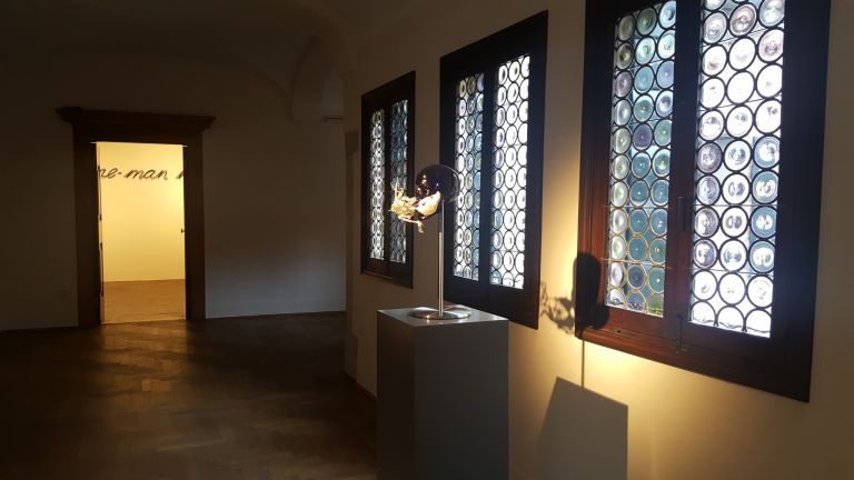 Jan Fabre. Glass and Bone Sculptures 1977-2017, exhibition view at Abbazia di San Gregorio, Venezia 2017
