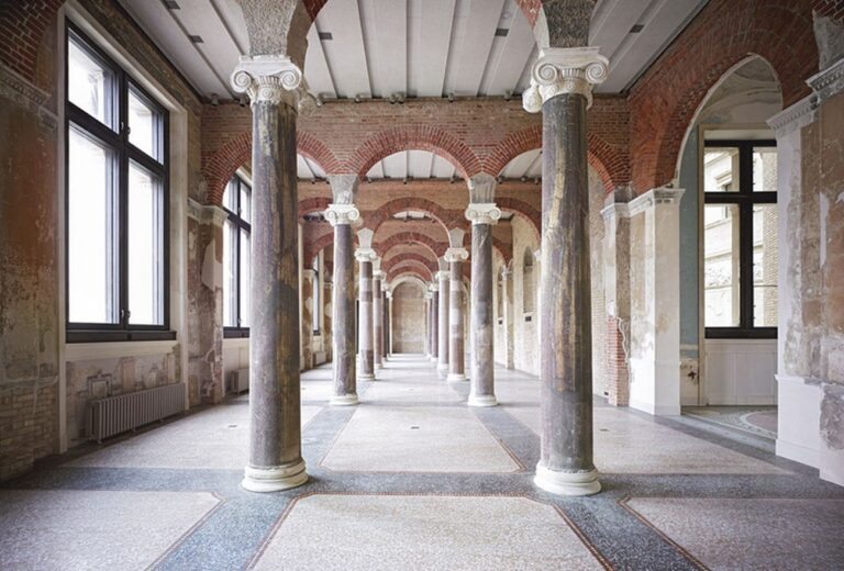 Candida Höfer, Neues Museum Berlin XX, 2009