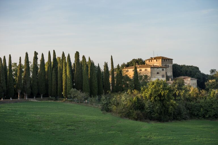 Castelnuovo Tancredi Siena