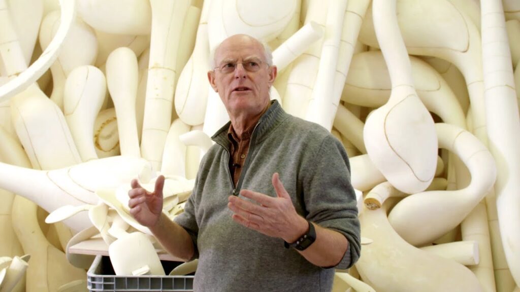 “L’arte è la mia religione e pure la mia politica”. Intervista allo scultore Tony Cragg 