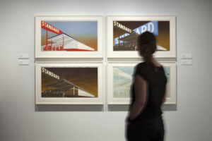 Il sogno americano nelle opere di Ed Ruscha al Louisiana Museum of Modern Art. Le immagini