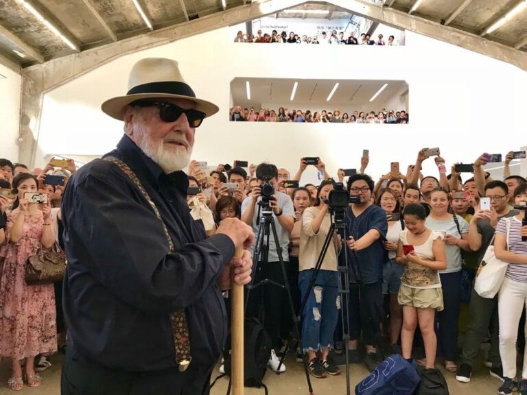 Michelangelo Pistoletto. Oltre lo Specchio. Opening view at Galleria Continua, Beijing 2018. Photo Oak Taylor Smith. Courtesy l'artista & Galleria Continua