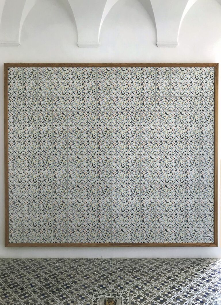 Alessandro Mendini, Pointillisme. Installation view at Museo della Casa Rossa, Anacapri 2018
