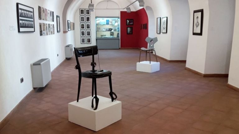 Pietro Sedda. L'opera al nero. Exhibition view at Pinacoteca Comunale Carlo Contini, Oristano 2018