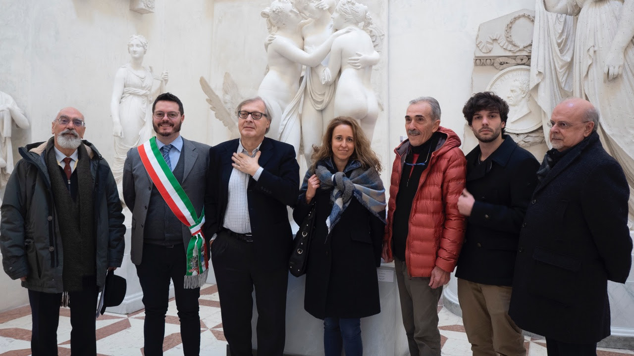 Vittorio Sgarbi con il Consiglio di Amministrazione della Fondazione Canova Possagno