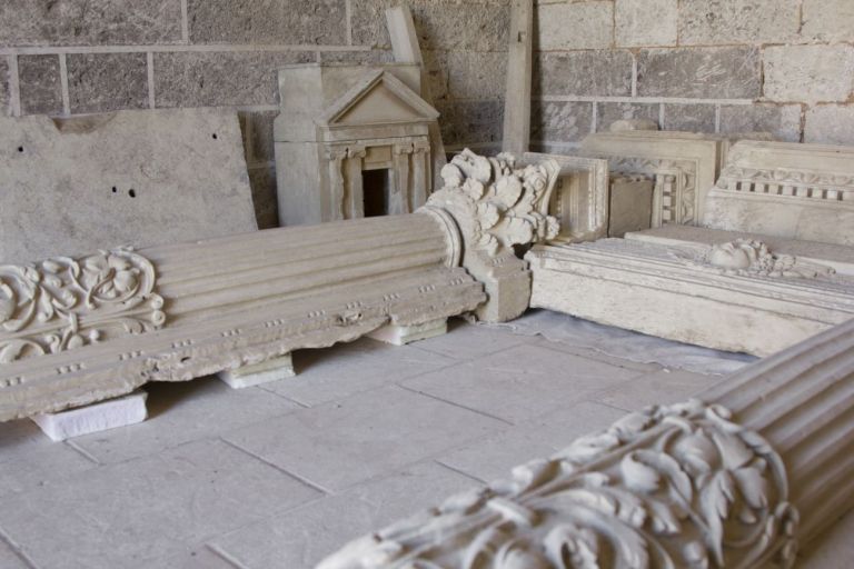 Altare della Vergine smontato, Abbazia di Santa Maria di Cerrate. Photo Silvio Zecca, 2018 © FAI - Fondo Ambiente Italiano