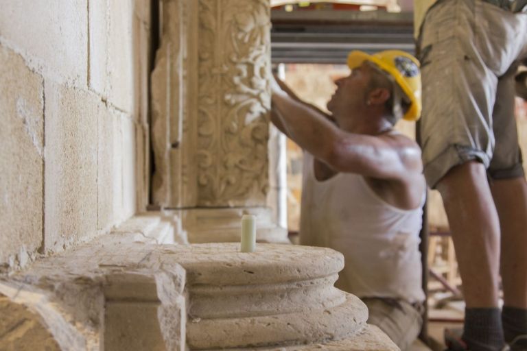 Ricollocazione dell’Altare della Vergine, particolare, Abbazia di Santa Maria di Cerrate. Photo Silvio Zecca, 2018 © FAI - Fondo Ambiente Italiano