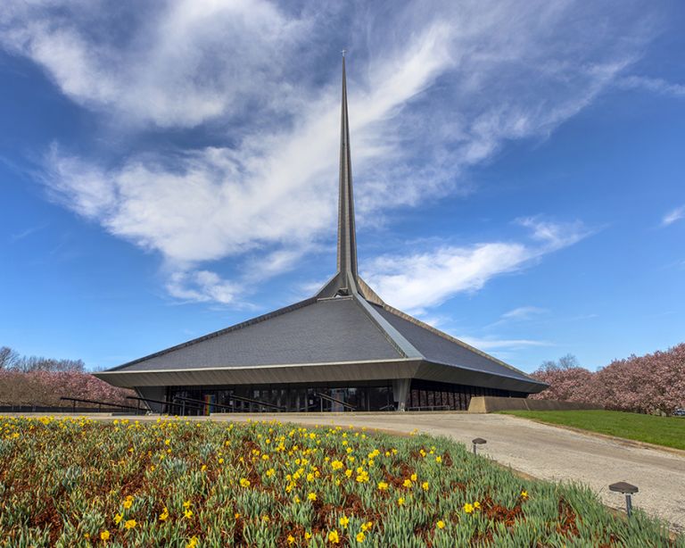 North Christian Church. Copyright Notice: Photo: Hadley Fruits – Courtesy The J. Paul Getty Trust