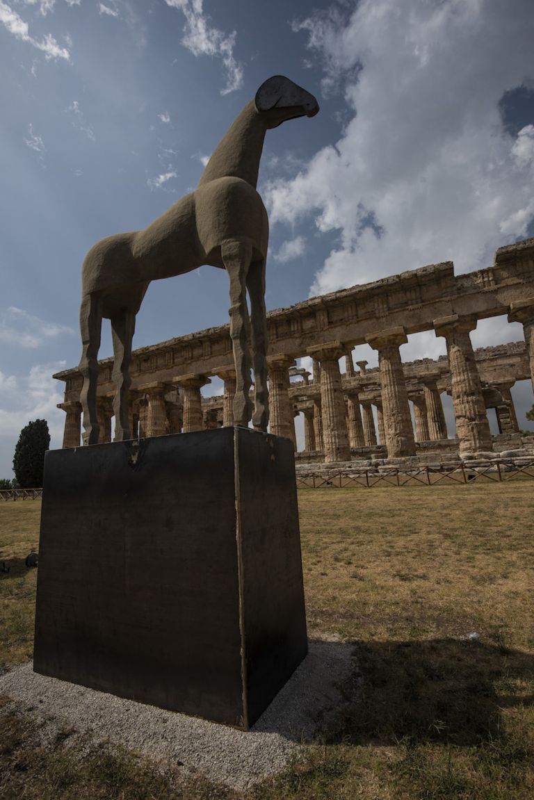 Mimmo Paladino, Il cavallo di Sabbia, 1999-2019, Parco Archeologico di Paestum