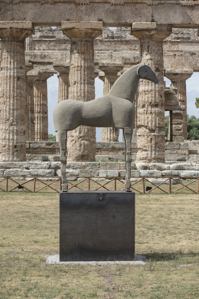 Mimmo Paladino, Il cavallo di Sabbia, 1999-2019, Parco Archeologico di Paestum