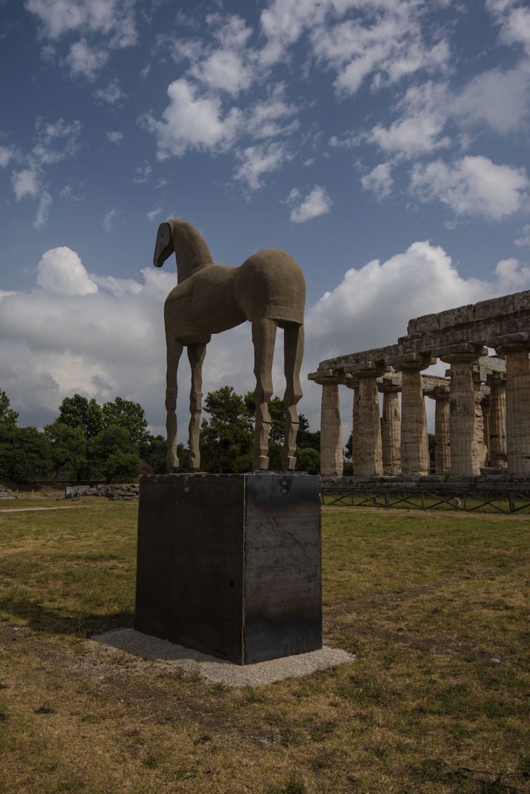Mimmo Paladino, Il cavallo di Sabbia, 1999-2019, Parco Archeologico di Paestum