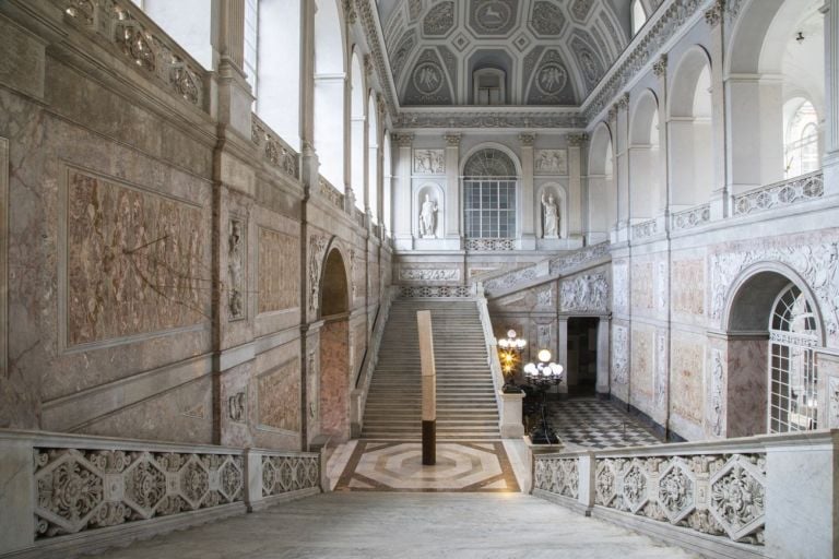 Hidetoshi Nagasawa, Pozzo nel cielo, 1999 2014. Installation view at Palazzo Reale, Napoli 2019. Photo Alessandra Cardone & Luciano Basagni © Polo museale della Campania