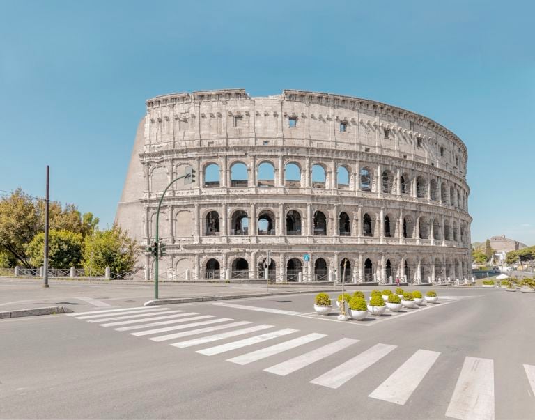 Fabrizio Intonti, il Colosseo nei giorni della quarantena, Roma 2020