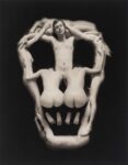 Piotr Uklansky, Senza titolo (Skull), 2000, stampa al platino palladio, ed. 6 di 20, 38 x 29,7 cm. Courtesy Art Rite