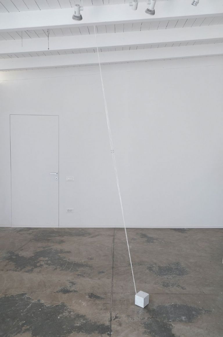 Marco Cingolani, Stato di Tensione #1, 2020, exhibition view, TOMAV – Torre di Moresco Centro Arti Visive, Moresco