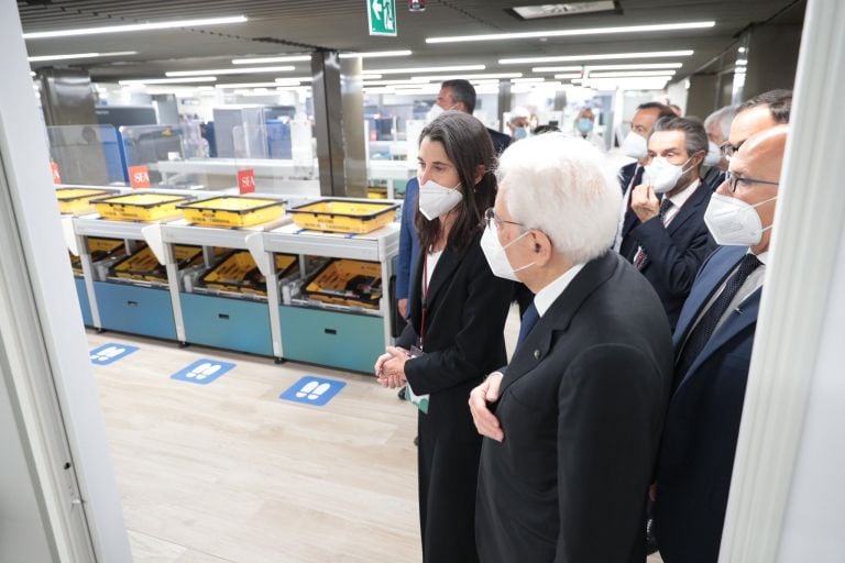 L’aeroporto di Linate ospita opere della collezione del Museo del Design Italiano della Triennale di Milano