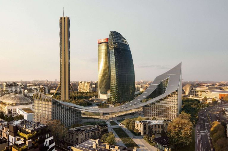 Un nuovo edificio a forma di onda in costruzione a CityLife a Milano. L’architetto Bjarke Ingels firma CityWave
