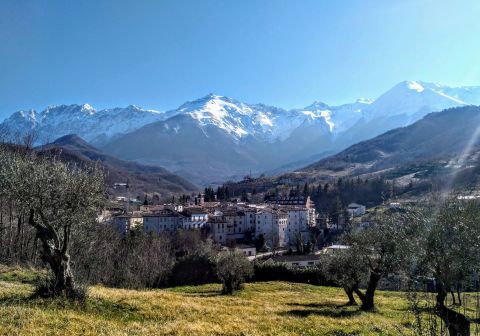 14. Isola del Gran Sasso TE C FAI Sabato 16 e domenica 17 ottobre decima edizione delle Giornate Fai d’Autunno: 600 luoghi aperti