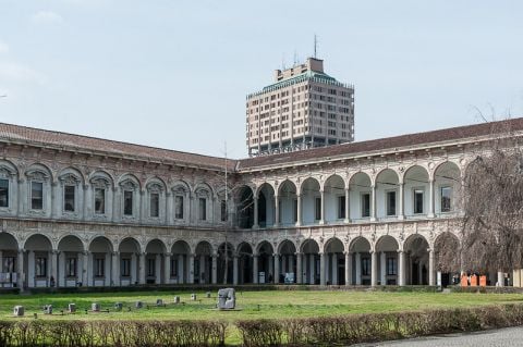 La Ca Granda di Milano sede dellUniversita statale Da Villa Necchi Campiglio all’Adele di Klimt: tutta l’arte in The House of Gucci