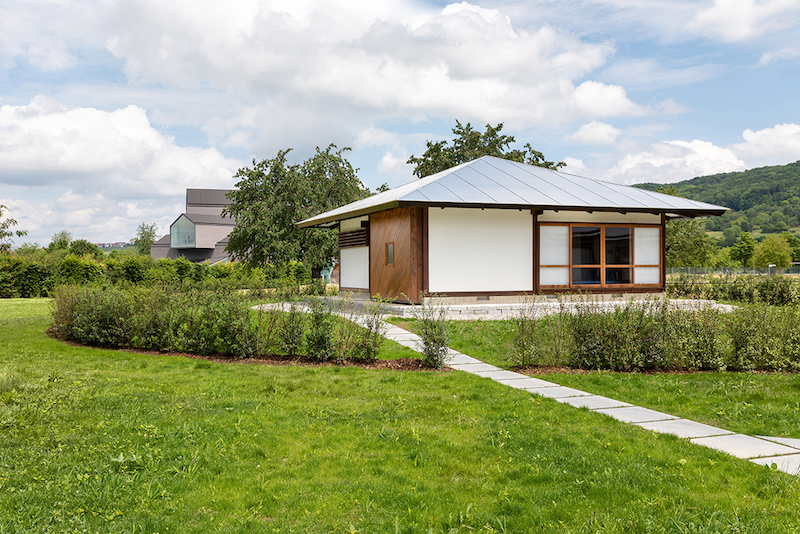 Il Vitra Campus cresce ancora con l’Umbrella House di Kazuo Shinhoara