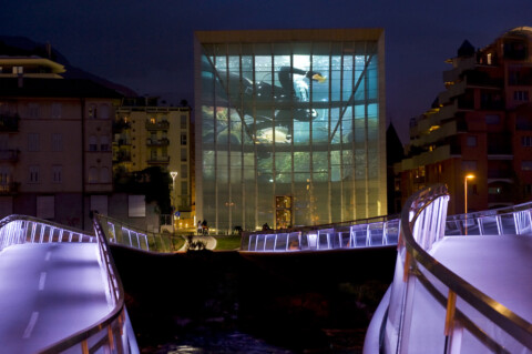 Courtesy Museion, Media Façade, 2012. Hilario Isola e:und:and Matteo Norzi Large Glass (Editing), 2010. Photo Othmar Seehauser, courtesy the artists