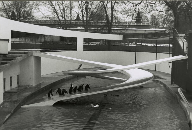 Tecton Group, Ove Arup, Penguin Pool at London's Regent's Park Zoo, London, 1934. Photo by Tony Taylor Courtesy Arup