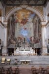 Veduta della navata e dell’area presbiteriale della chiesa della SS. Annunziata