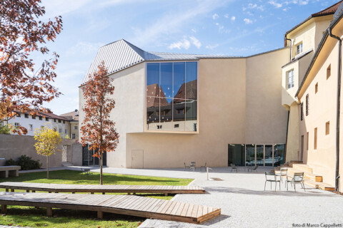 Carlana Mezzalira Pentimalli, Biblioteca civica di Bressanone: foto ©Marco Cappelletti