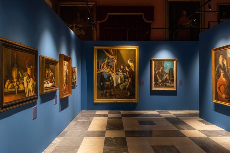 Una veduta della mostra “I Pittori della realtà” al Palazzo dei Priori di Fermo