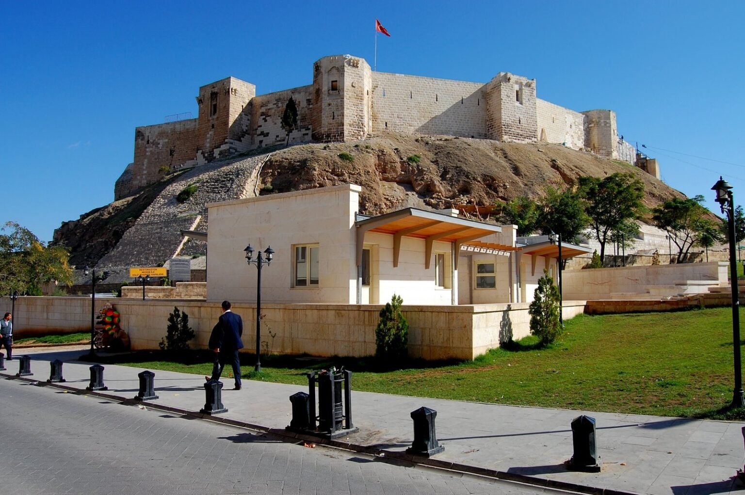Castello di Gaziantep, Turchia. Photo Mxcil Own work, CC BY SA 3.0, via Wikimedia Commons