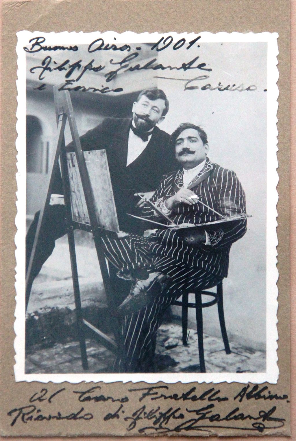 Filippo Galante e Enrico Caruso da una cartolina autografa del pittore