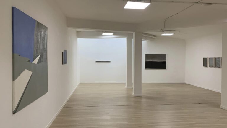 La solitudine dello spazio, installation view, Artra Gallery