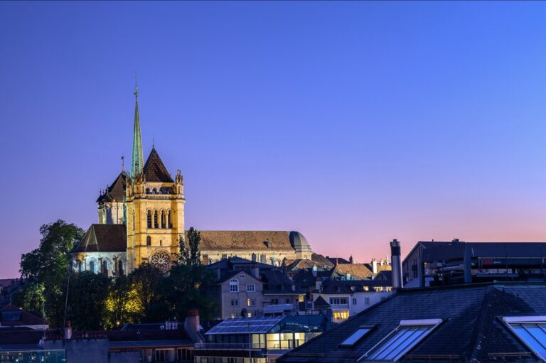 Cathédrale Saint Pierre ©Genève Tourisme, Gauvin Lapetoule