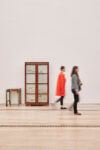 Doris Salcedo, installation view at Fondation Beyeler, Basel, 2023 © Doris Salcedo. Photo Mark Niedermann