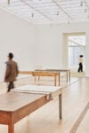 Doris Salcedo, installation view at Fondation Beyeler, Basel, 2023 © Doris Salcedo. Photo Mark Niedermann