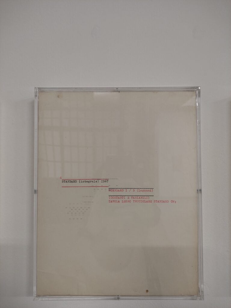Emilio Prini, Il caso standard, installation view at Ordet, Milano, 2023 © Emilio Prini. Courtesy Ordet and Archivio Emilio Prini. Photo Nicola Gnesi