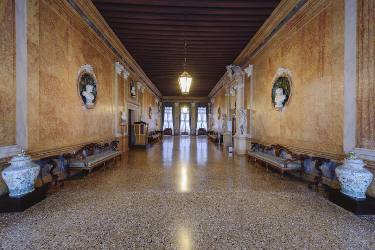 Portego, Ca' Rezzonico (Fondazione Musei Civici di Venezia), Venezia. Courtesy of Fondazione Musei Civici di Venezia. Photo Andrea Avezzù